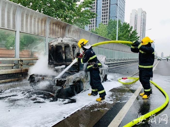 合肥出租車轉(zhuǎn)讓最新價(jià)格及其市場趨勢分析，合肥出租車轉(zhuǎn)讓最新價(jià)格及市場趨勢深度解析