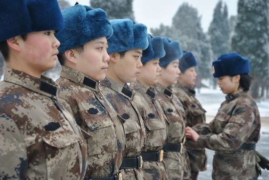 新兵女兵訓(xùn)練三個月的艱辛與挑戰(zhàn)，新兵女兵三個月訓(xùn)練，艱辛與挑戰(zhàn)的歷程